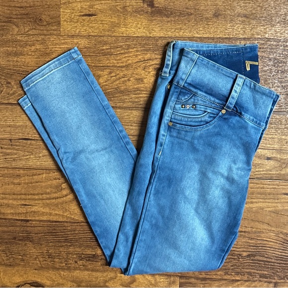 NYE • Size 14 • Denim Blue W/ Multi-Colors Braided • Gold/Diamond Studded •Jeans - Picture 8 of 12